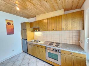 Apartment in Novi Vinodolski 54940