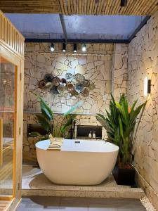 Penthouse S202 Homestay BBQ Vinhomes Grand Park