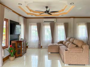 The Beige Pool Villa Bang Tao Phuket