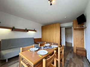 Studio 4 pers. proche pistes, commerces, WiFi - FR-1-525-305