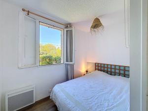 Charmant T2 duplex avec clim et parking privé, proche plage - FR-1-770-69