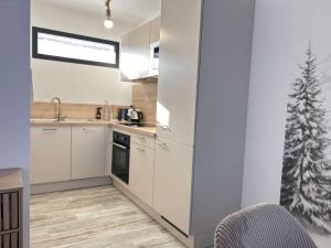 Chalet 3 pièces avec terrasse et parking proche des pistes à Risoul 1850 - FR-1-330-599