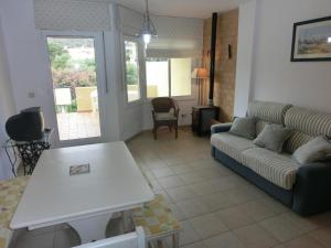 MIMOSES XI B BXS 2 - Bonito y agradable apartamento en planta baja, situado a 150 m de la playa de Grifeu - ES-228-205