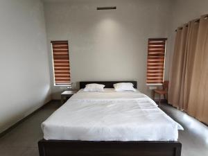 Windy Cove by bukroom