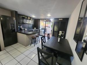 Casa entera, elegante, moderna