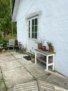 Retreat-Style Flat Near Falsled Kro