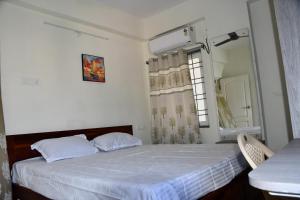 Elegant beach view flat