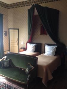 B&B / Chambres d'hotes Chateau de Vesset : photos des chambres