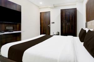 Super Hotel O Nana Chiloda Near Airport Formerly Green Valley