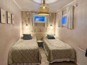 Lakefront Villa AINOLA, 55 km from Rovaniemi