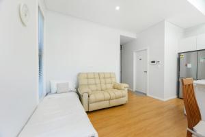 Modern Riverwood Home with Parking & Easy Access