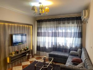 كمبوندالاخاء