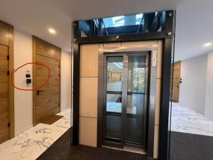 Sunny apartment with a balcony by the sea