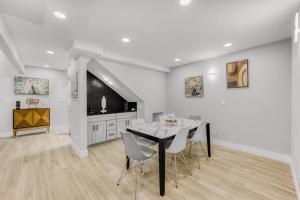 4 Luxury Townhouses in Private Lot near Meta & Stanford