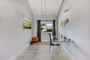 4 Luxury Townhouses in Private Lot near Meta & Stanford