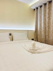 Lunar Lodge 漫月楼 - Mountain Top Tranquil Luxury Rooms at Eco Valley Retreat Balung 豐之谷