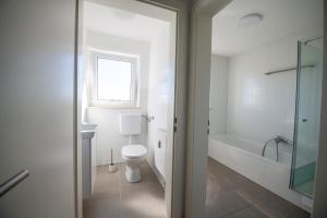 W&P Living Wohnung mit Balkon Parkplatz