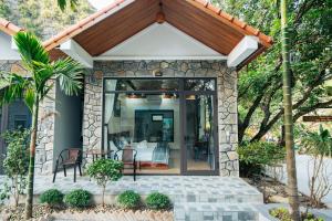 Tràng An Riverbank Homestay