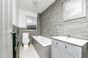 Newly Refurbished One Bedroom Ground Floor Flat