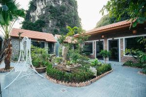 Tràng An Riverbank Homestay