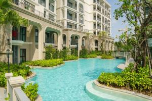 The Title Legendary Elegant Suite Bangtao