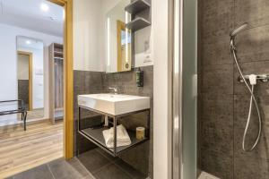 Camera Quadrupla Classic