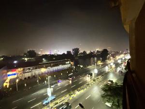 Spacious 3 Bedroom Condo Nile View in Agouza