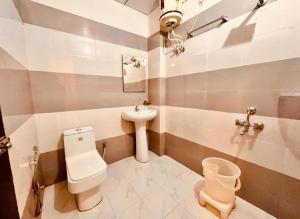 Grow The Modesty Hotel# New Delhi Near International Airport # Family Hotel # Lift