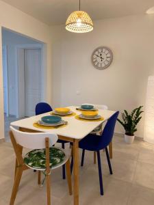 Forrest Road Residence