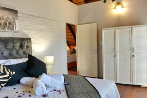 Emathulini Holiday Home