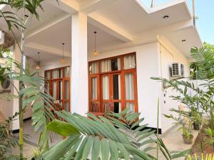 Pabalu House