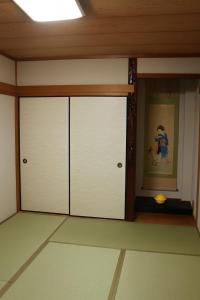 関空直通 観光拠点に最適 最大12名一軒家貸切でゆったり旅