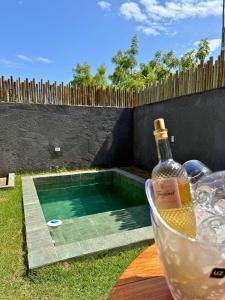 MHV Milagres - Studio Guadalupe 07, Quarto & Sala com Piscina Privativa a poucos metros da Praia do Marceneiro