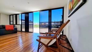 Barra da Tijuca: Sofisticado e Amplo para 6