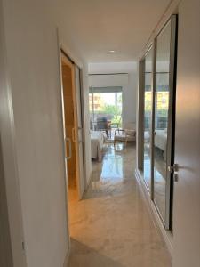 Stunning 2 Bed Beach Apartment