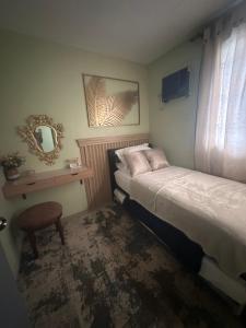 MisyEdz Homes Clark Dau