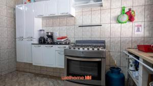 Sitio em Aracariguama com Piscina e Churrasqueira