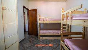 Sitio em Aracariguama com Piscina e Churrasqueira