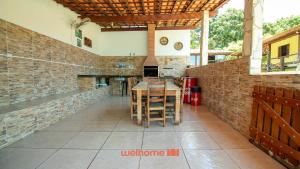 Sitio em Aracariguama com Piscina e Churrasqueira