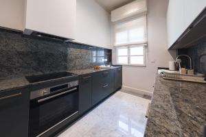 Balluta 122 -The Baroness- Stylish by Homely