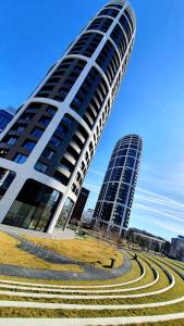 Sky Park city centre 1BR High Fl