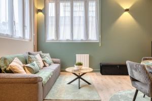 Terracotta votre F2 rénové avec ascenseur proche Cathédrale