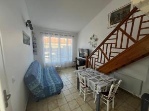 appartememt pres de la mer avec terrasse n1