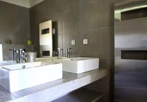 Beautiful villa pool garden family