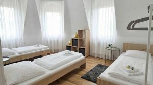 FeWocation Bremerhaven - 2 BR - Space for 6 - Near Harbor