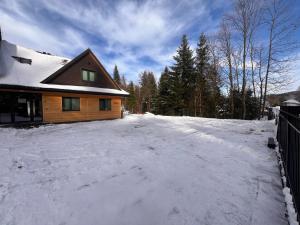 Dzika Dziura z jacuzzi