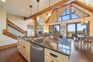 Peregrines Perch at Eagles Nest