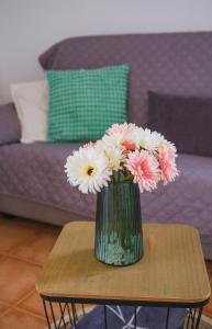 Bright apartment 2 minutes from the beach