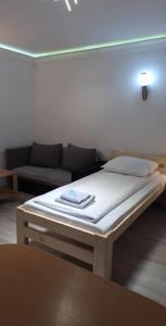 ETNA 2 - Parter- Rzeszów , Chrobrego