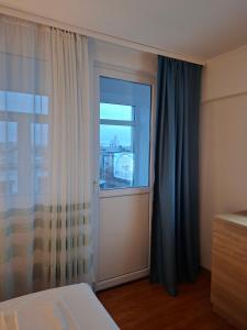 Parliament View 2BR Heart of Bucharest Free minibar